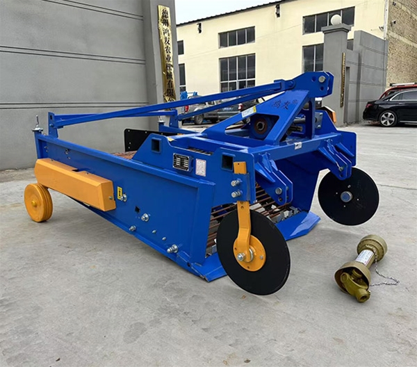 4UX-130馬鈴薯收獲機