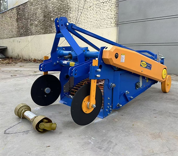 4UD-90馬鈴薯收獲機(jī)